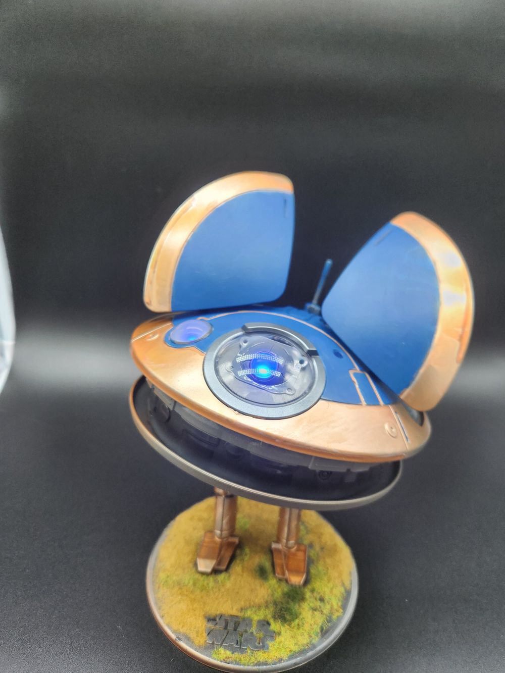 Droid Lola Lo-La59 custom painted, Lo-R4n
