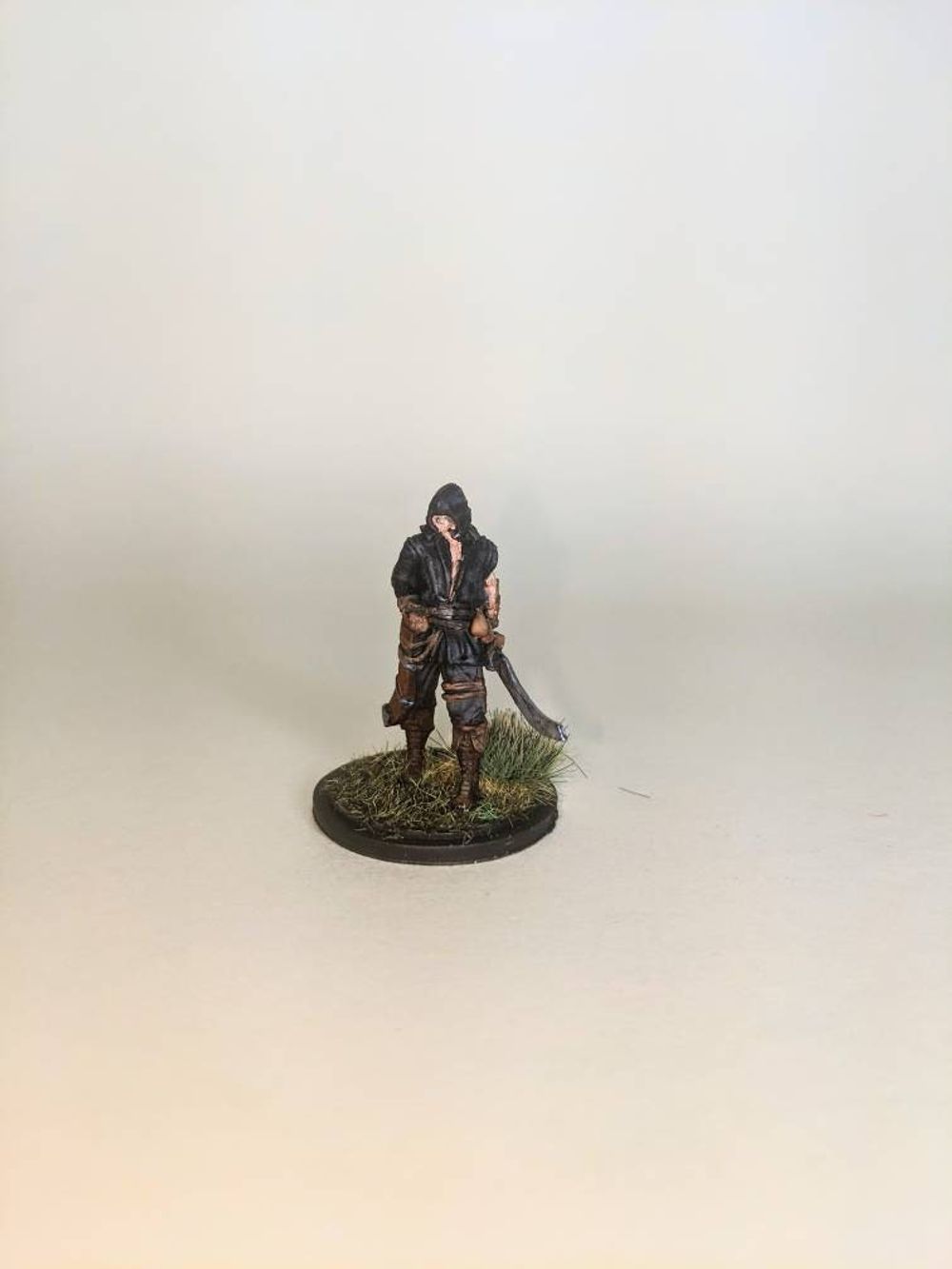 Dnd mini- hand Painted miniature rogue 