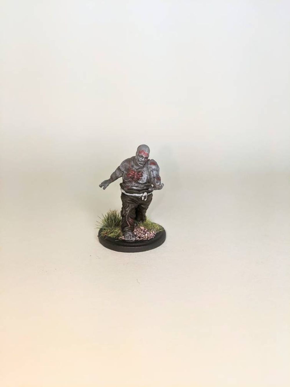 Dnd mini- 2 pk painted miniatures zombies